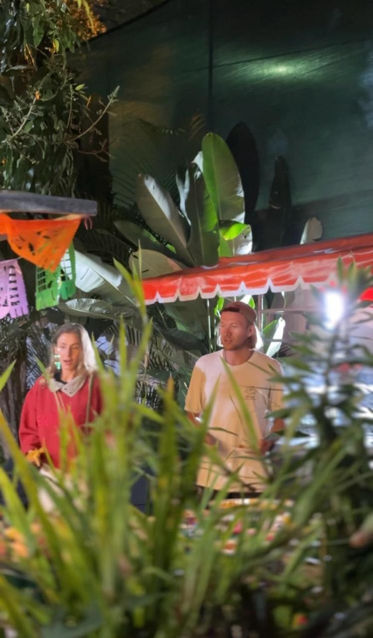 El Sofa Caracas Panzió Kültér fotó