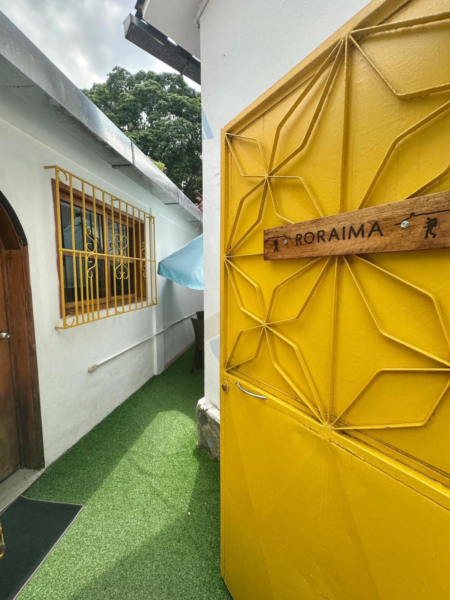 El Sofa Caracas Panzió Kültér fotó